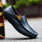 Handgemaakte leren loafers voor heren, in Milanese stijl.