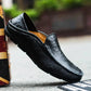 Handgemaakte leren loafers voor heren, in Milanese stijl.